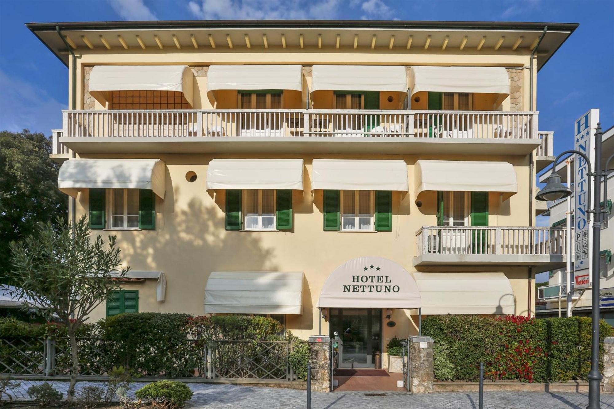 Hotel Nettuno Marina di Pietrasanta Exterior photo