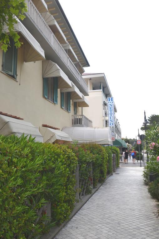 Hotel Nettuno Marina di Pietrasanta Exterior photo