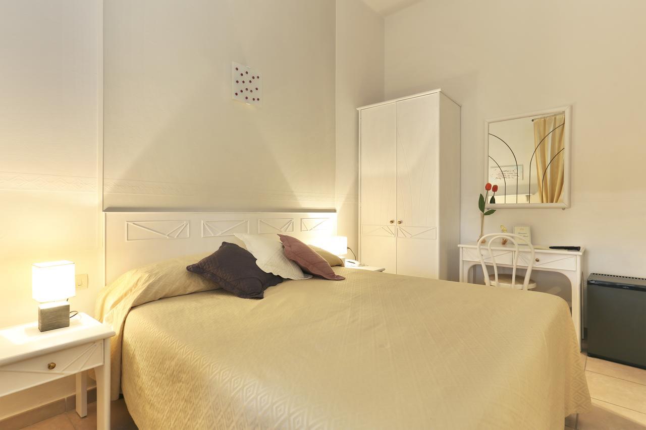 Hotel Nettuno Marina di Pietrasanta Exterior photo