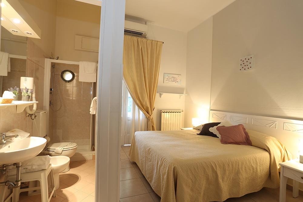 Hotel Nettuno Marina di Pietrasanta Exterior photo